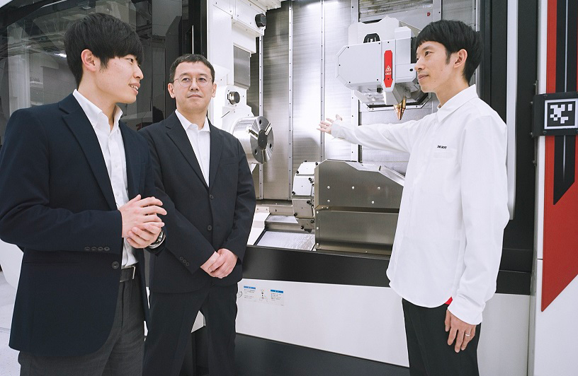 Presenting our innovations to customers